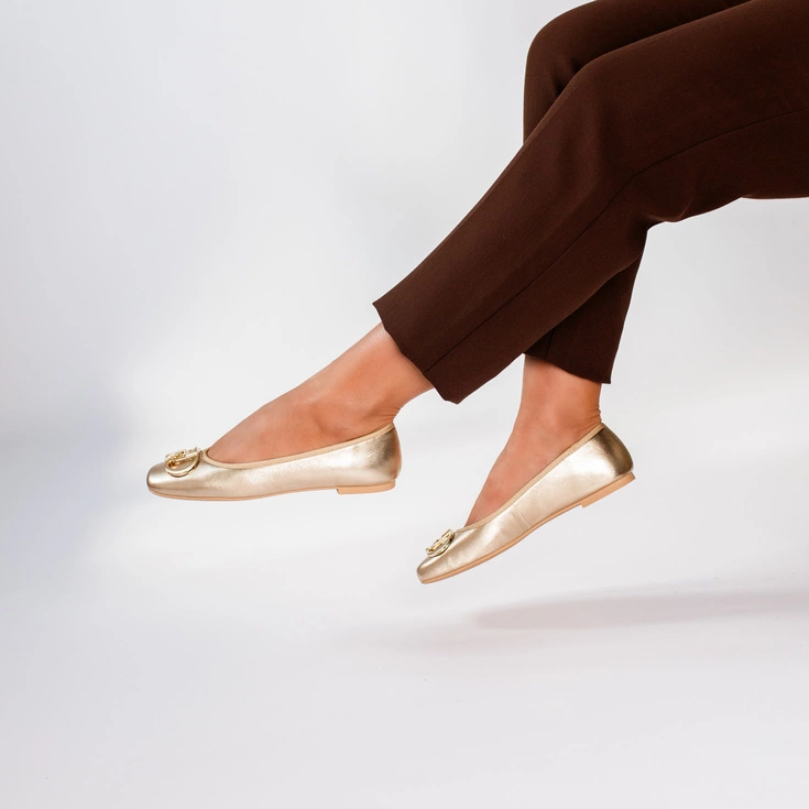 Złote baleriny premium LIU JO DAFNE 04 – elegancja i wygoda na Andrzejki