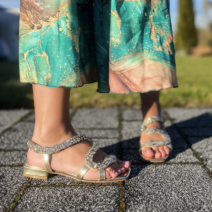 Eleganckie hiszpańskie sandały - ALMA EN PENA V240730 ZŁOTE