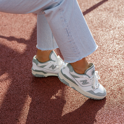 Sneakersy damskie - NEW BALANCE BBW550NED BIAŁO-ZIELONE