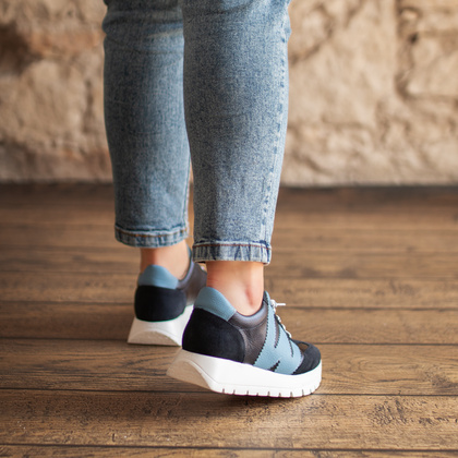 Hiszpańskie sneakersy premium - WONDERS A-2476 GRANATOWE