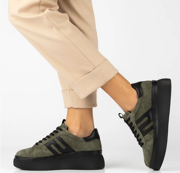 Skórzane sneakersy damskie - FILIPPO DP7175/25 KHAKI