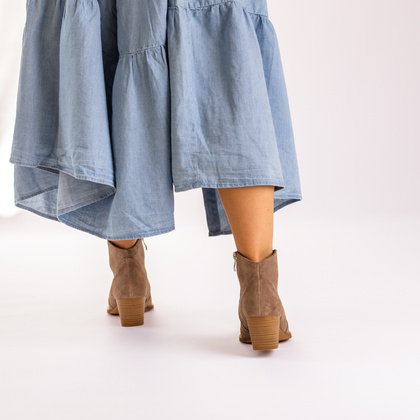 Krótkie kowbojki ze skóry - TYMOTEO G1074 BEŻOWE