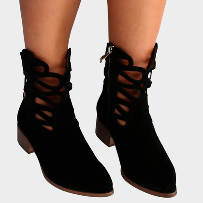 Krótkie botki z wycięciami - TYMOTEO L1045 CZARNE