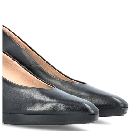 Hiszpańskie czółenka na słupku - HISPANITAS HV254245 CZARNE