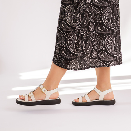 Hiszpańskie sandały - WONDERS AB-1012 KREMOWE