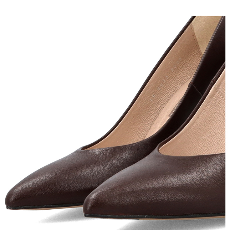 Klasyczne szpilki ze skóry - KOTYL 8523 CZEKOLADOWE