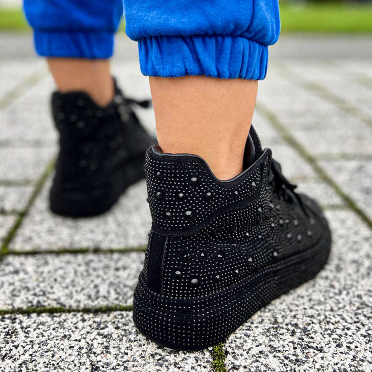 Błyszczące wysokie sneakersy damskie  - TYMOTEO LOVE 04 CZARNE