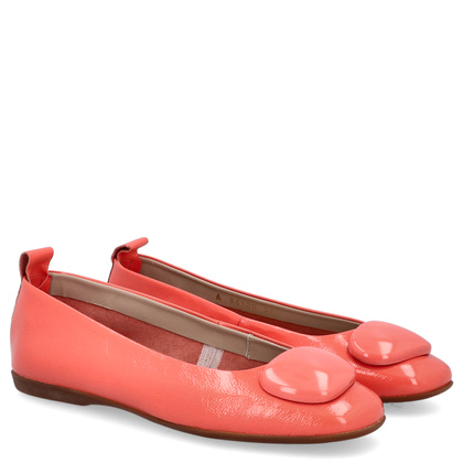 Hiszpańskie baleriny ze skóry lakierowanej - WONDERS A-86120 KORALOWE