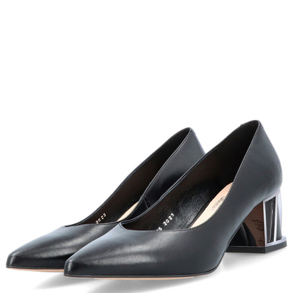 Skórzane czółenka w szpic - KOTYL 5435 CZARNE