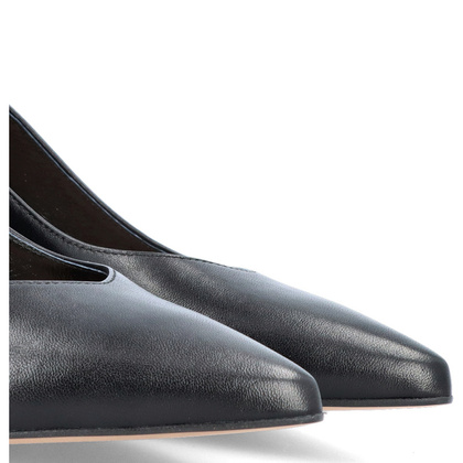 Skórzane czółenka w szpic - KOTYL 5435 CZARNE