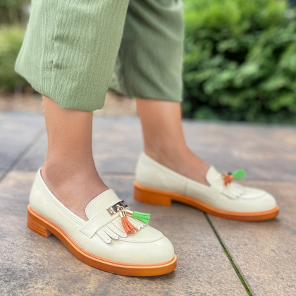 Skórzane mokasyny na kontrastowej podeszwie - TYMOTEO A1002 BEŻ+POMARAŃCZ