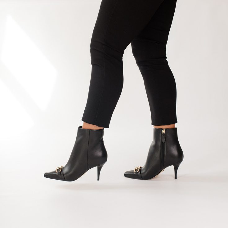 Botki na szpilce premium - GUESS SILENE FL8SILLEA10 CZARNE