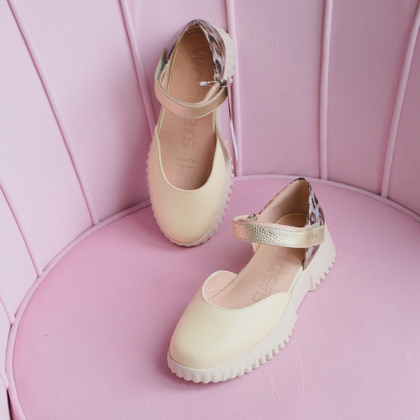 Baleriny na grubej podeszwie - WONDERS A-4412 WANILIOWE