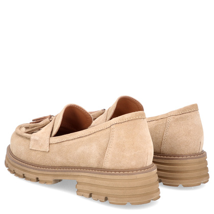 Lekkie mokasyny z chwostami - TYMOTEO L1056 BEŻOWE