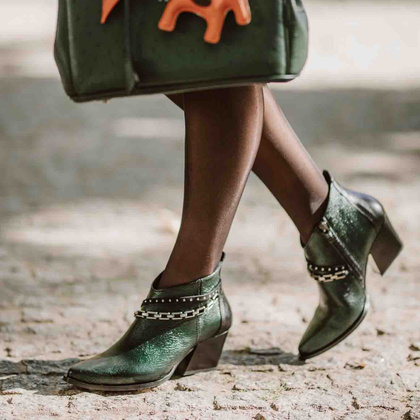 Krótkie kowbojki ze skóry - TYMOTEO G1069 BUTELKOWA ZIELEŃ