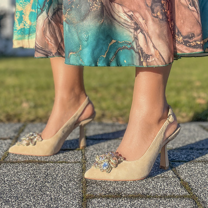 Hiszpańskie czółenka z odkrytą piętą - ALMA EN PENA V240261 BEŻOWE