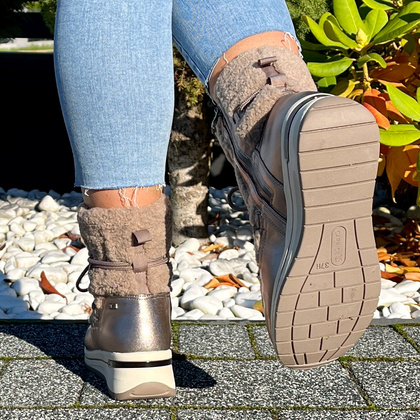 Śniegowce damskie z wiązaniem - CAPRICE 9-26222-43 ZŁOTE METALICZNE