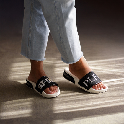 Klapki premium - PLEIN SPORT PACS USG0028 BIAŁO-CZARNE