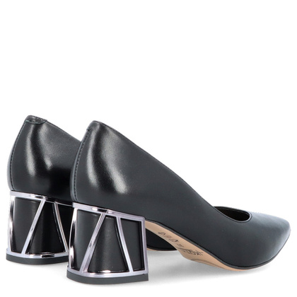 Skórzane czółenka w szpic - KOTYL 5435 CZARNE