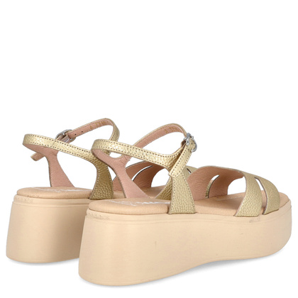 Hiszpańkie sandały na platformie - WONDERS A-3710 ZŁOTE