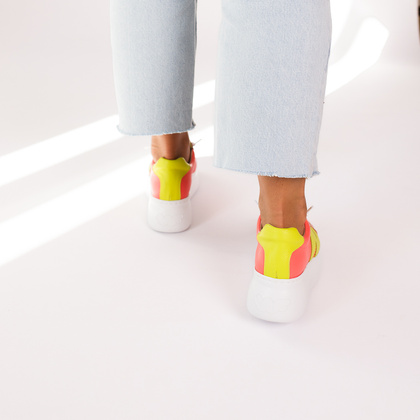 Hiszpańskie sneakersy premium - WONDERS A-2670 KORALOWE