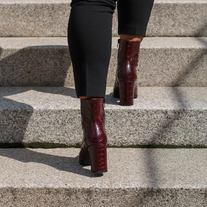 Skórzane botki z motywem zwierzęcym - WONDERS M-5430 BORDOWE