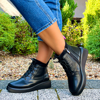 Skórzane sneakersy damskie - FILIPPO DBT4799/24 CZARNE