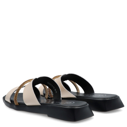 Płaskie klapki ze skóry - FILIPPO DK6878/25 BEŻOWE