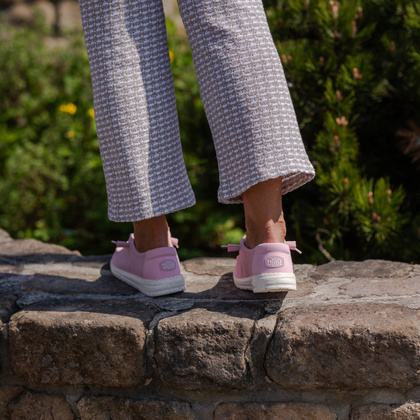Lekkie półbuty damskie - HEY DUDE WENDY STRETCH SOX 41878 RÓŻOWE