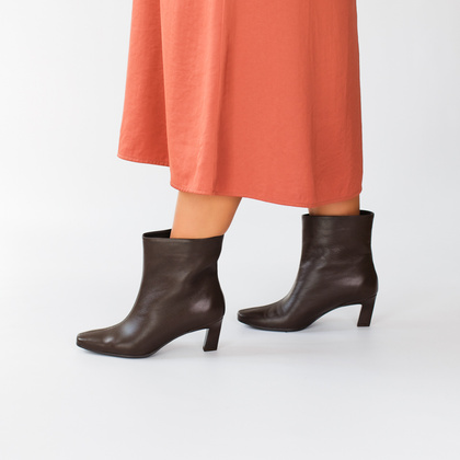 Skórzane botki na obcasie - TYMOTEO G1076 CZEKOLADOWE LICO