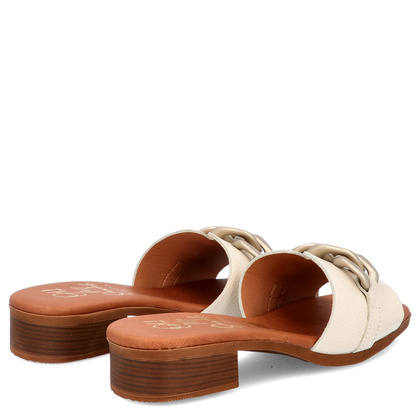 Skórzane klapki z ozdobą - OH! MY SANDALS 5348 BEŻOWE
