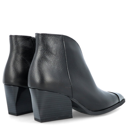 Hiszpańskie kowbojki z wycięciem - HISPANITAS HI243596 CZARNE