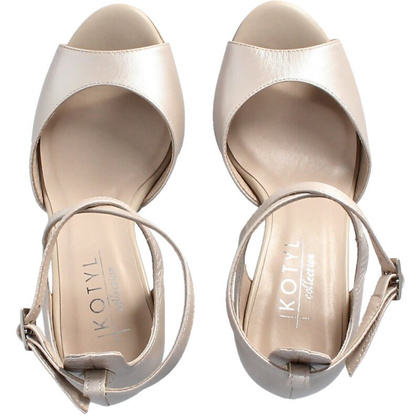 Sandałki na słupku - KOTYL 5915 PERŁOWE