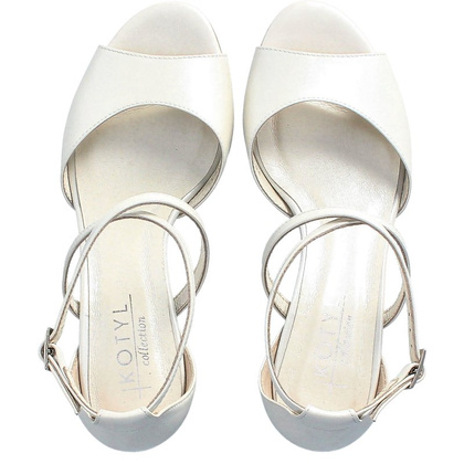 Taneczne sandałki - KOTYL 3803 ECRU PERŁOWE