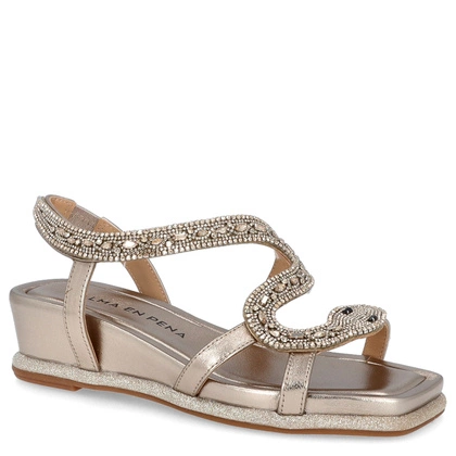 Eleganckie hiszpańskie sandały na niskim koturnie - ALMA EN PENA V240736 STARE ZŁOTO