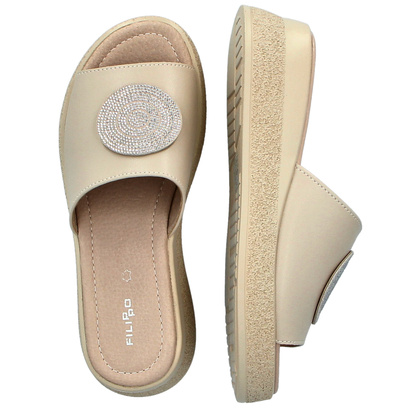 Skórzane klapki na platformie - FILIPPO DK6987/25 BEŻOWE