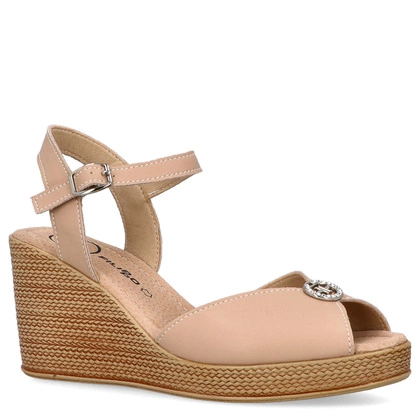 Lekkie sandały na koturnie - FILIPPO DS6026/24 BEŻOWE