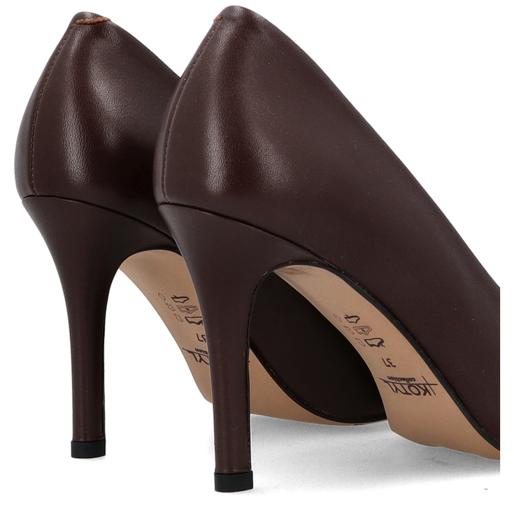 Klasyczne szpilki ze skóry - KOTYL 8523 CZEKOLADOWE