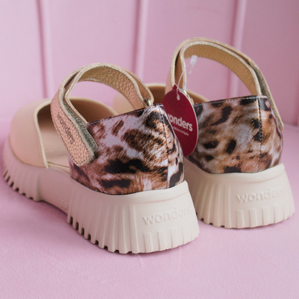 Baleriny na grubej podeszwie - WONDERS A-4412 WANILIOWE