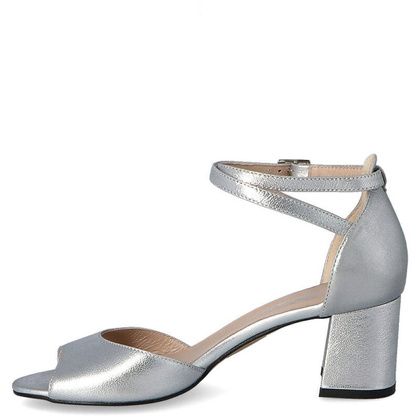 Sandałki na niskim słupku - KOTYL 3805 SREBRNE