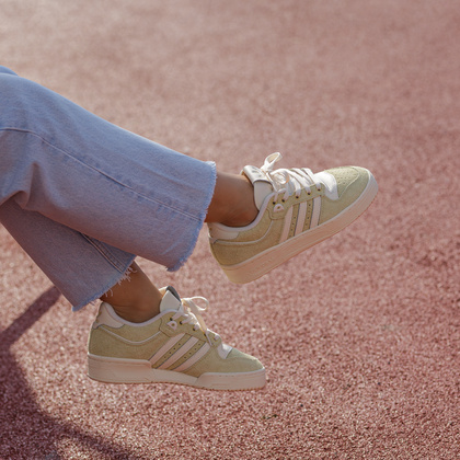 Sneakersy - ADIDAS RIVALRY 86 LOW OLIWKOWE