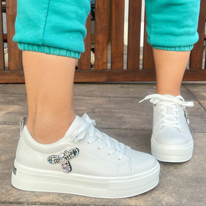 Sportowe buty damskie z owadem - FILIPPO DP6042/24 BIAŁE