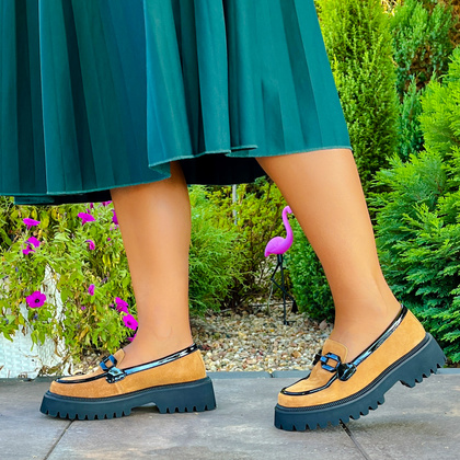 Eleganckie mokasyny z klamrą - FILIPPO DP6486/24 MUSZTARDOWE