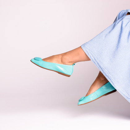 Hiszpańskie baleriny ze skóry lakierowanej - WONDERS A-86120 MORSKIE