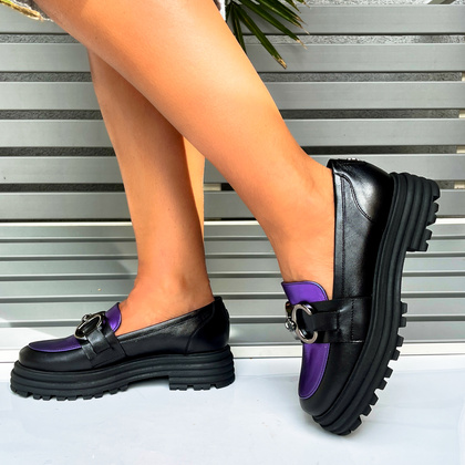 Skórzane mokasyny z ozdobą - LAURA MESSI 2692 CZARNO-FIOLETOWE