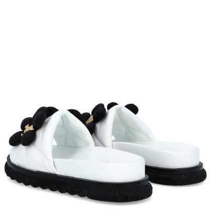 Skórzane klapki damskie - BOCCATO 475.068 BIAŁE