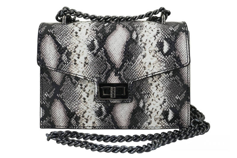 Skórzana torebka z motywem węża - BARBERINIS 970-1 CZARNA