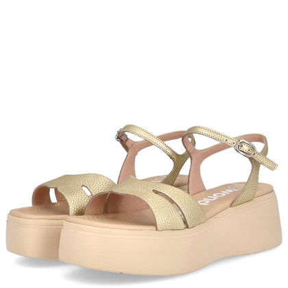 Hiszpańkie sandały na platformie - WONDERS A-3710 ZŁOTE