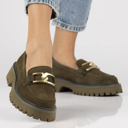 Zamszowe półbuty z klamrą - FILIPPO DP4916/23 KHAKI