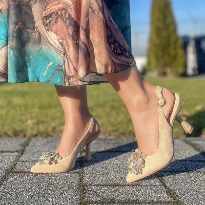 Hiszpańskie czółenka z odkrytą piętą - ALMA EN PENA V240261 BEŻOWE